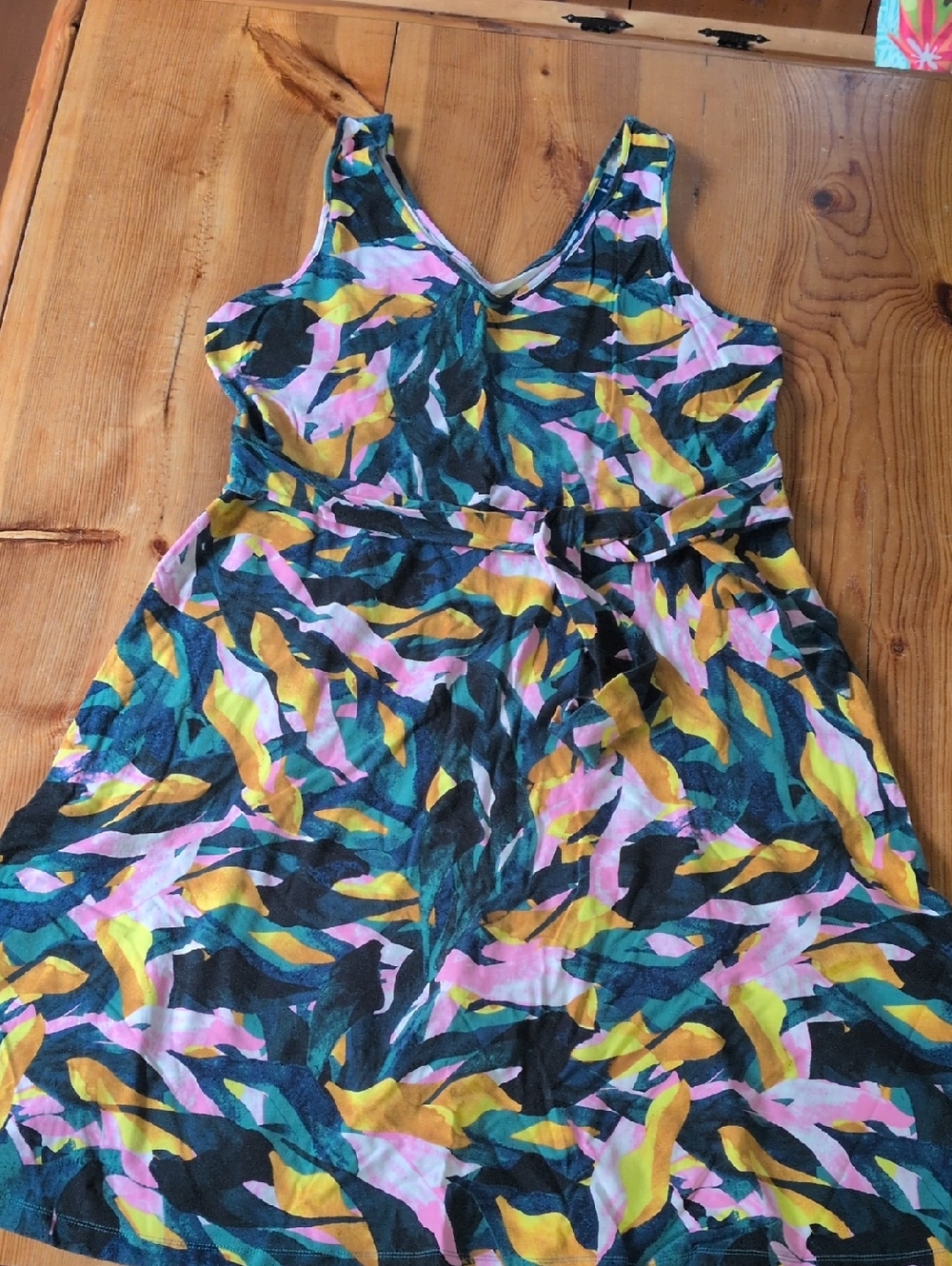 Apt. 9 Multicolor Leaf-Print Midi Dress - Black, Pink, Yellow, Teal